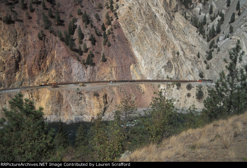 CN 5436 MOW Rock Train